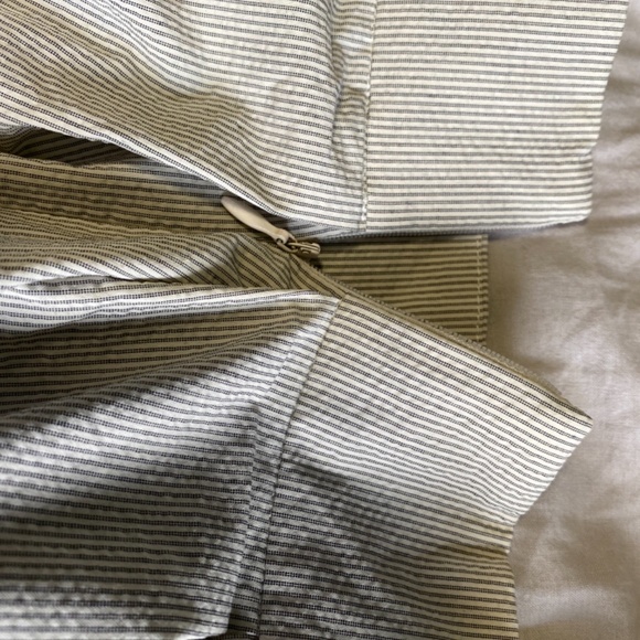 High waisted & knee length skirt - Picture 2 of 3